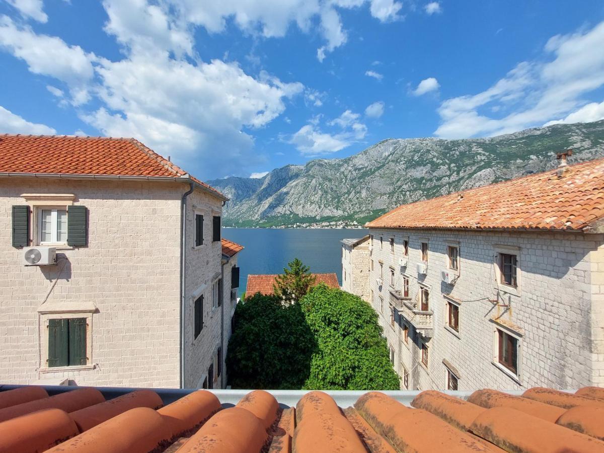 Apartments Jelena Kotor Exterior photo